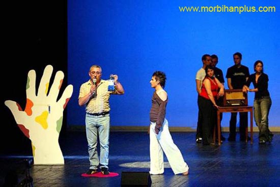 Spectacle%2013